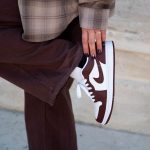 ⁦Air Jordan 1 Low Team Red⁩ – תמונה ⁦2⁩