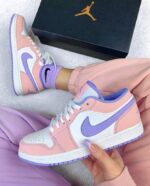 AIR JORDAN 1 Low ARCTIC PUNCH – תמונה 4