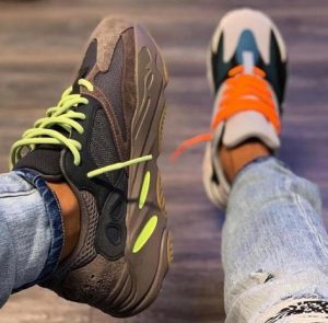 Yeezy 700 MAUVE