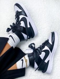 Dunk High Ambush Black White – תמונה 2