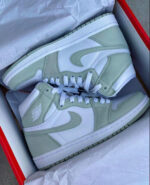 AIR JORDAN 1 HIGH Og SEAFOAM