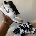 AIR JORDAN 1 Low LIGHT SMOKE GRAY – תמונה 3
