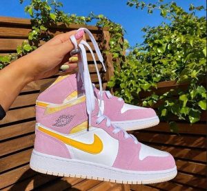 ⁦AIR JORDAN 1 Mid ARCTIC PINK⁩ – תמונה ⁦2⁩