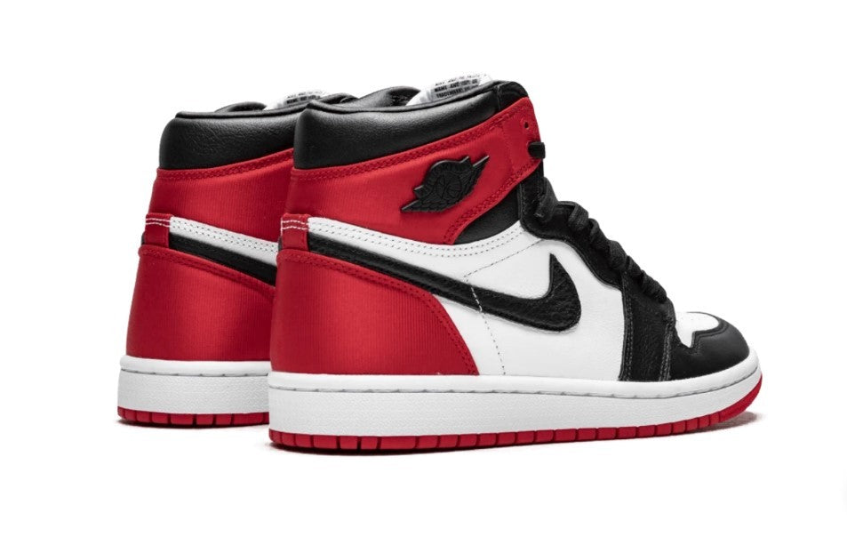 AIR JORDAN 1 Retro HIGH SATIN BLACK