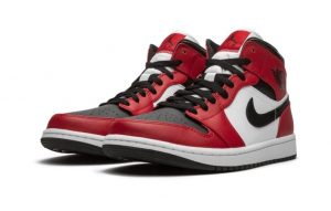 AIR JORDAN 1 Mid CHICAGO BLACK TOE – תמונה 3