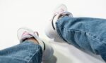 ⁦Air Jordan 1 Low Barely Green⁩ – תמונה ⁦3⁩
