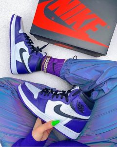 AIR JORDAN 1 Retro HIGH OG PURPLE WHITE – תמונה 3