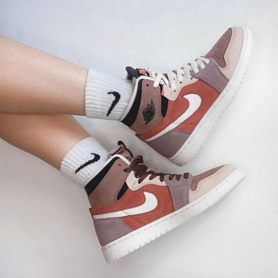 AIR JORDAN 1 HIGH ZOOM Cm CANYON RUST