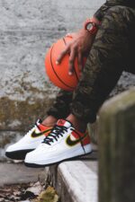 Nike Air Force 1 Low Raygun – תמונה 3