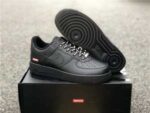 ⁦Nike AIR FORCE 1 BLACK SUPREME⁩ – תמונה ⁦4⁩