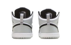 Air Jordan 1 Mid Kids Light Smoke Grey – תמונה 3