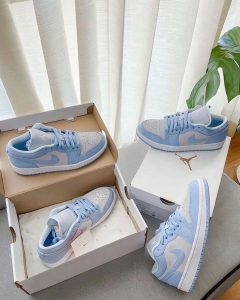 Air Jordan 1 Low University Blue – תמונה 4