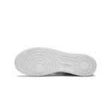 Nike AIR FORCE 1 TRIPLE WHITE – תמונה 4