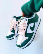 DUNK Low SPARTAN GREEN – תמונה 2