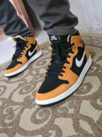 Air Jordan 1 High Zoom Air Cmft Black Monarch