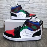 AIR JORDAN 1 Mid SE WHITE MULTI COLOR – תמונה 3