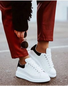 Alexander McQueen OVERSIZED IVORY BLACK