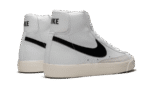 NIKE Blazer MID ’77 VINTAGE WHITE BLACK