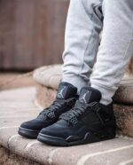 NIKE AIR JORDAN 4 BLACK Cat – תמונה 4