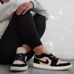 Air Jordan 1 Low Black Guava Ice – תמונה 4