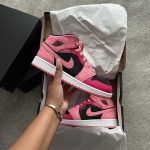 AIR JORDAN 1 Mid CORAL CHALK PINK – תמונה 4