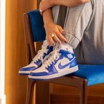 AIR JORDAN 1 Mid KENTUCKY BLUE – תמונה 2