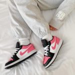 ⁦AIR JORDAN 1 Low PINKSICLE⁩ – תמונה ⁦3⁩