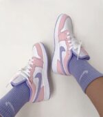 AIR JORDAN 1 Low ARCTIC PUNCH – תמונה 5