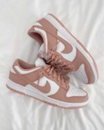 ⁦Dunk Low Rose Whisper⁩ – תמונה ⁦3⁩