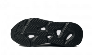 Yeezy 700 MNVN TRIPLE BLACK
