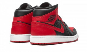 ⁦AIR JORDAN 1 Mid BANNED (2020)⁩ – תמונה ⁦3⁩