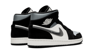⁦AIR JORDAN 1 Mid SATIN GREY TOE⁩ – תמונה ⁦2⁩