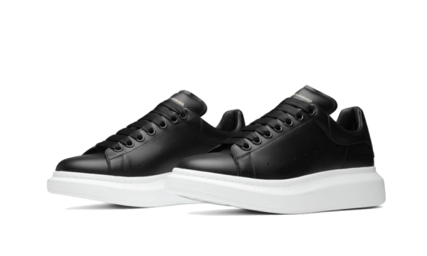 Alexander McQueen OVERSIZED BLACK