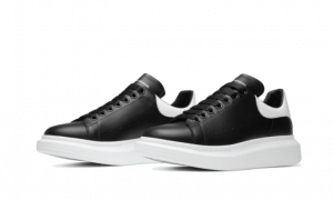 Alexander McQueen OVERSIZED BLACK WHITE