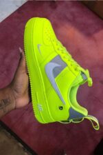 Nike Air Force 1 07 Lv8 Utility Volt – תמונה 5