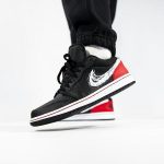 Air Jordan 1 Low Brushstroke Swoosh Black – תמונה 5