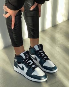 Air Jordan 1 Mid Dark Teal – תמונה 3
