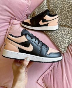 AIR JORDAN 1 Low CRIMSON TINT – תמונה 4