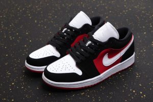 Air Jordan 1 Low Black White Gym Red – תמונה 5