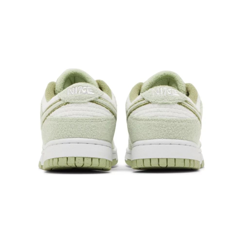 nike dunk low fleece green