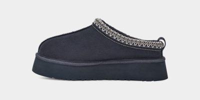 נעל של האג בצבע כחול
