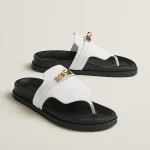 כפכף הרמס לנשים בצבע לבן | Hermes Empire Sandal