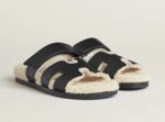כפכף הרמס פרווה בצבע שחור | Hermes Chypre Sandal