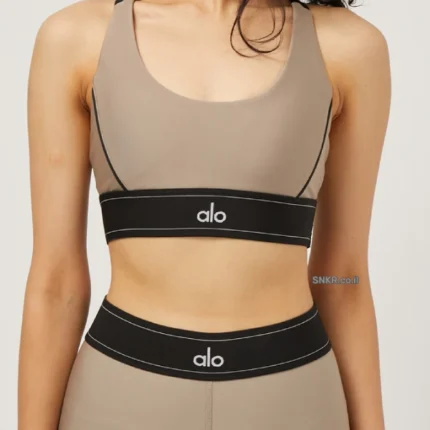 סט טייץ וטופ אימון אלו יוגה צבע שמנת בז Alo Yoga Beige Set