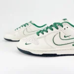 נייק דאנק נמוכות | SB Dunk Low x The North Face - Evergreen Mist