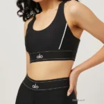 סט חליפת אימון אלו יוגה טייץ וטופ צבע שחור Alo Yoga Black Set