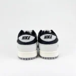 נייק דאנק נמוכות | SB Dunk Low x Supreme - Panda Grey