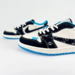 נייק דאנק נמוכות | SB Dunk Low x Gucci - Ink Blue