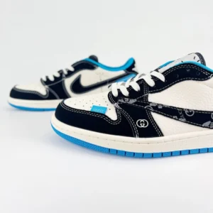 נייק דאנק נמוכות | SB Dunk Low x Gucci - Ink Blue