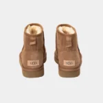 מגפי האג | UGG Classic Mini II Boot